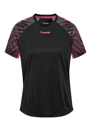 Zwart atletisch T-shirt met korte mouwen, voorzien van een gestreept roze en zwart ontwerp op de schouders, en een ronde halslijn. Hummel-logo in het roze.