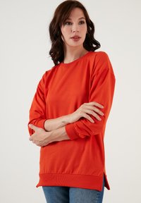 LELA CREW NECK - Sportska majica - orange color