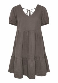 Vestido gris oscuro de tejido ligero, con escote en V, mangas cortas abullonadas y una falda acampanada con un lazo en la parte posterior.