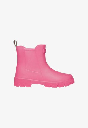 Stivale da pioggia alla caviglia rosa acceso con suola spessa scanalata e linguetta posteriore, progettato per un utilizzo impermeabile.
