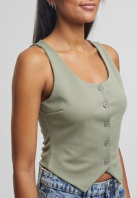 Urban Classics Bodywarmer - paleolive