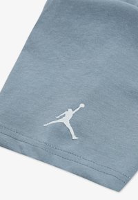 Jordan JDB TEE - Camiseta estampada - aviator grey