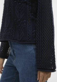 Vero Moda Stickad tröja - dark blue