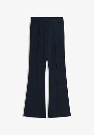 Tmavomodré rozšírené nohavice s hladkým materiálom, vybavené širokým pásom a dvoma prednými záhybmi, ktoré vytvárajú upravený vzhľad.