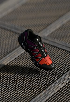 SPEEDCROSS 3 UNISEX - Tenisice - black/plum perfect/footwear silver-coloured