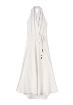 Abito bianco con scollatura a V, vita con lacci e gonna fluente. Presenta perline decorative alle estremità dei lacci, texture del tessuto liscia.