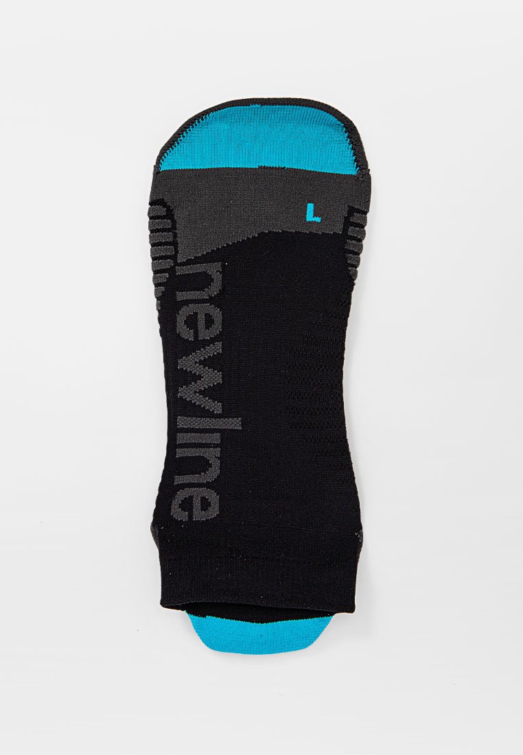 TECH SOCKLET
