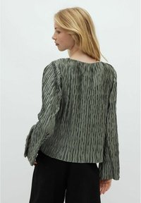 mbyM AZURIA-M - Bluza - balsam green