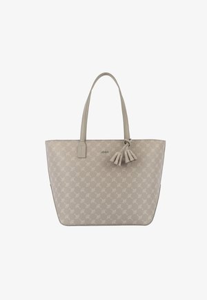 Borsa tote beige con una texture a motivi, doppi manici superiori e un accento decorativo a nappina. Presenta un design rettangolare spazioso.