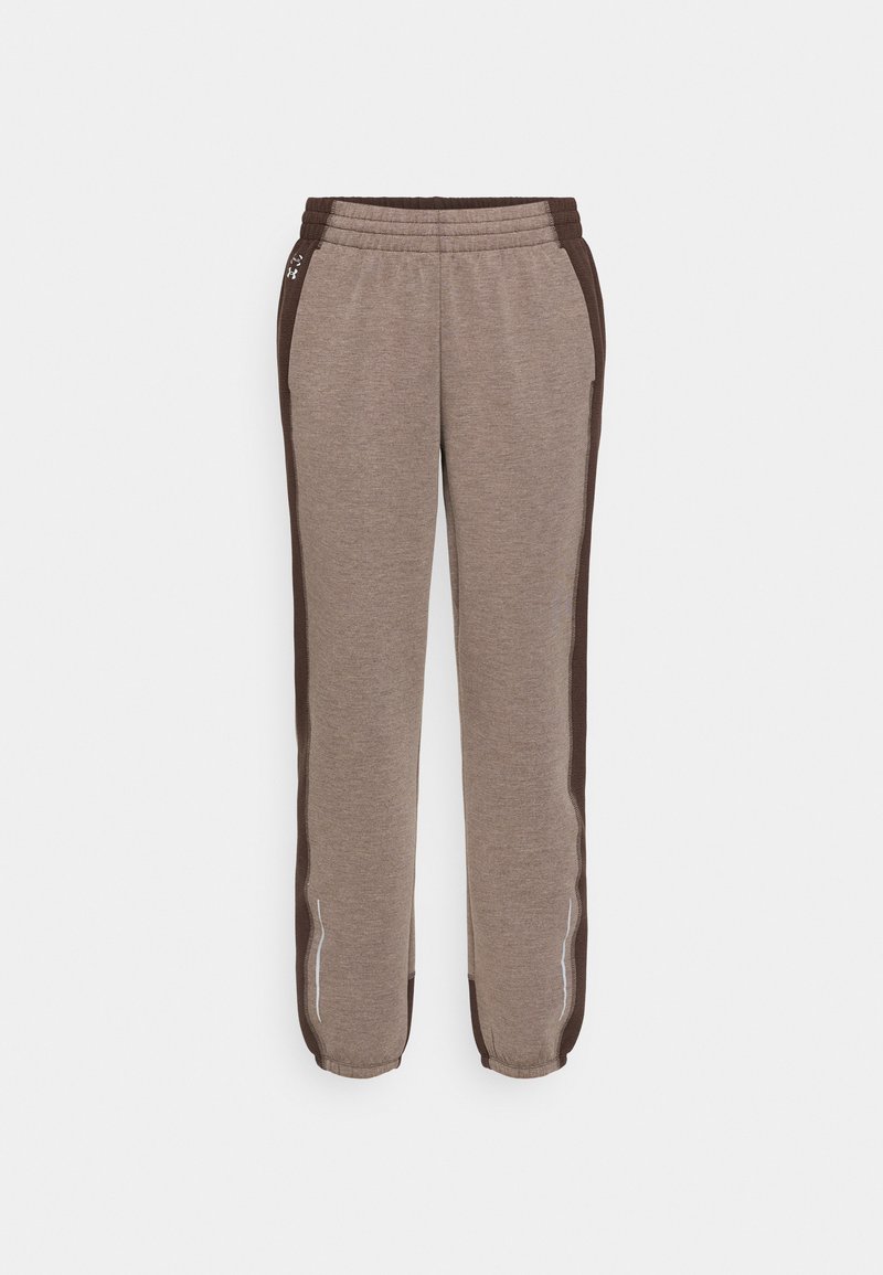 Pantalones deportivos