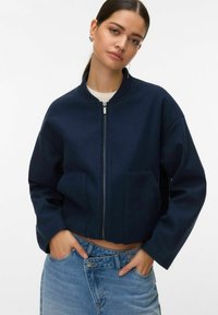 Non sélectionné, navy blazer