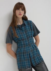 Calliope SANS MANCHES À CARREAUX - Camicia - une variante