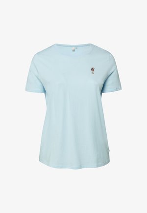 Lichtblauw T-shirt met korte mouwen en een klein geborduurd cocktailglas op de linkerborst, met een ronde halslijn en een ontspannen pasvorm.