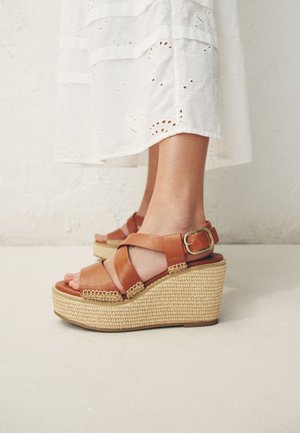 Next, Espandrilky - tan brown