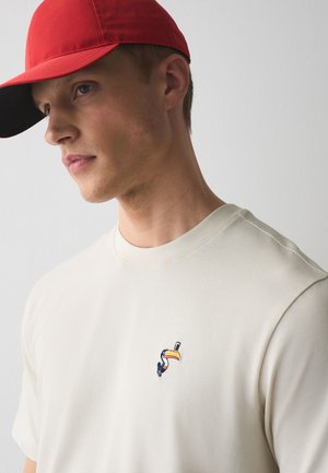Next, REGULAR FIT - PLAIN EMBROIDERED T-SHIRT . - T-shirts basic - ecru white license guiness