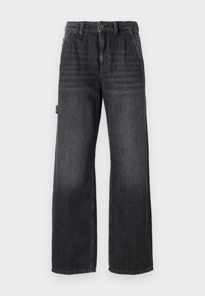 Široke jeans hlače v temno sivi džins tkanini, z visokim pasom, sprednjimi žepi in subtilnim obrabljenjem na stegnih. Detajl kontrastnega šiva.