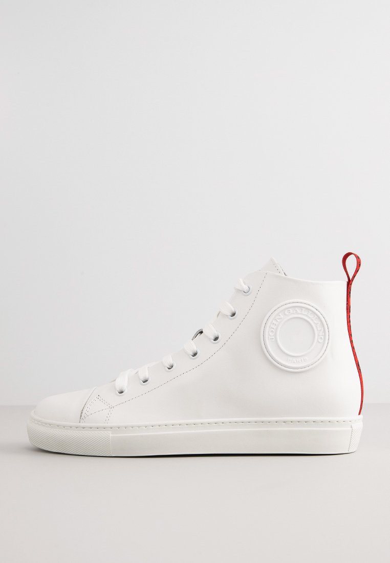 Sneakers high