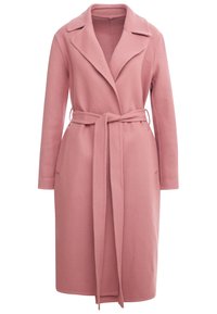 Růžový dlouhý kabát z měkké látky, s klopovým límcem, dlouhými rukávy, pasem na pásek a dvěma bočními kapsami.