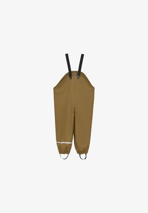 Bruine waterproof overall met zwarte verstelbare schouderbanden, elastische manchetten en een reflecterende witte band bij de enkels.