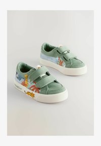 Selectat, green safari