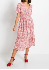 bonprix Vestido informal - red