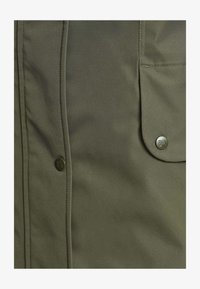 Sélectionné, dark khaki
