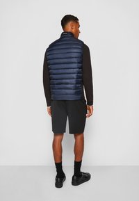 Calvin Klein SIDE LOGO VEST - Liemenė - calvin navy
