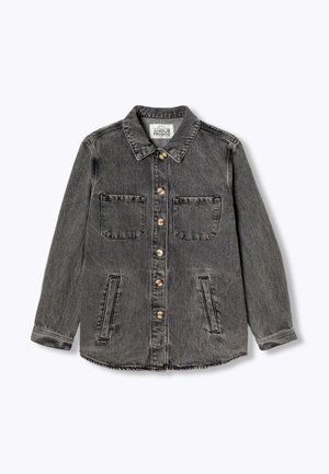 Veste en denim noir avec un devant à boutons, deux poches poitrine, des poches latérales et un col classique. Finition délavée et coupe décontractée.