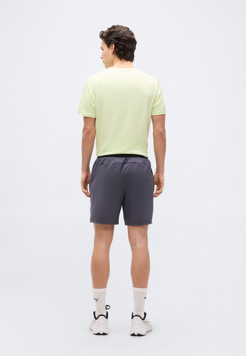 Puma M PWRTRAIN MIX - Sportovní kraťasy - galactic gray