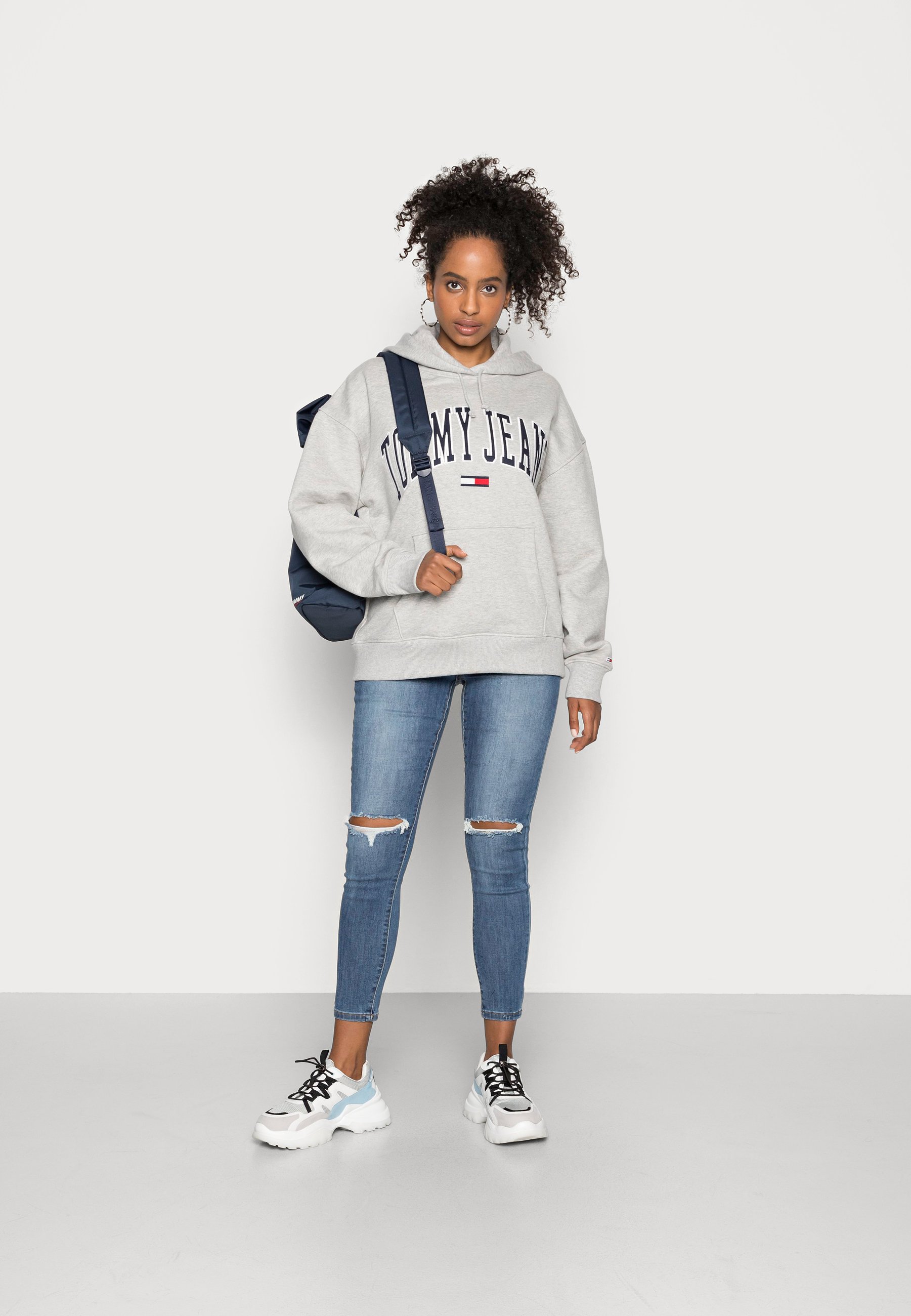 Tommy jeans classics logo hoodie Clearance