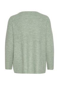 Maglione oversize verde chiaro con texture a coste, scollatura ampia e maniche a tre quarti. Presenta una vestibilità rilassata e un tessuto morbido.