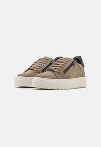Antony Morato Trainers - camel