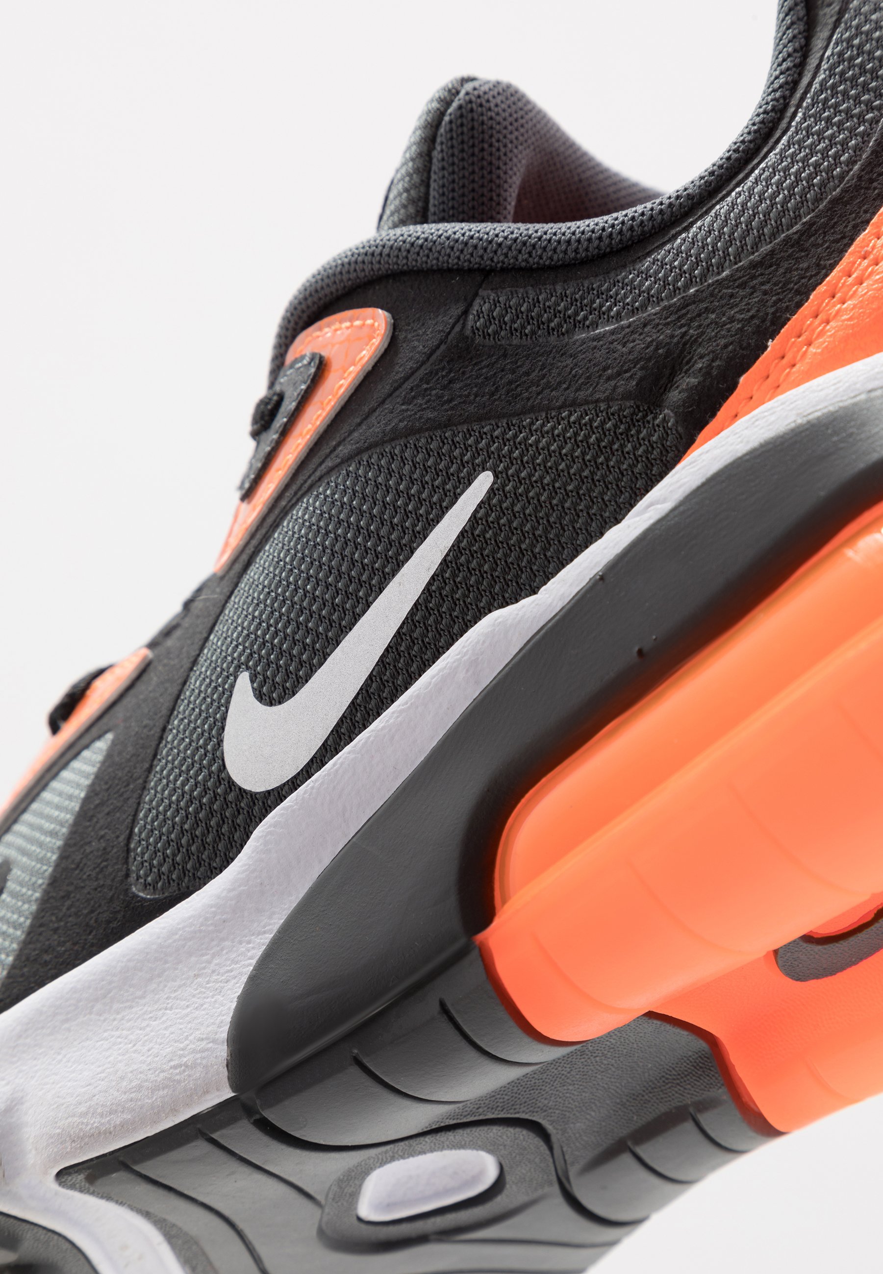 air max 200 black total orange