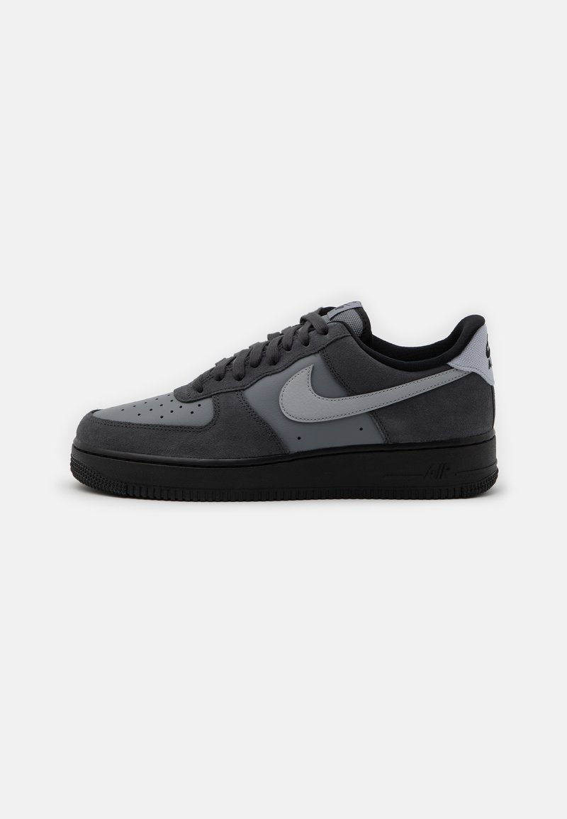 black and gray af1