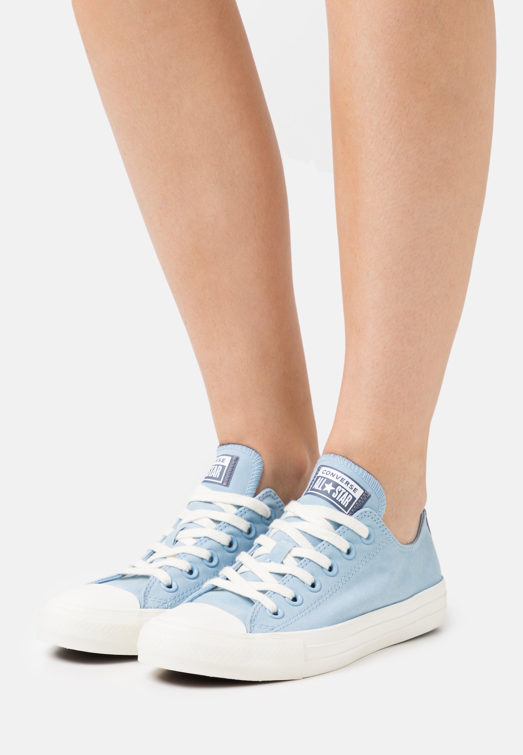 converse chuck taylor all star light blue
