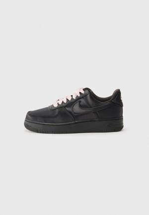 AIR FORCE 1 - Joggesko - black/pink ice