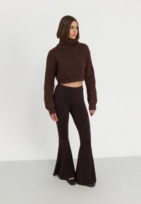 Even&Odd Trui - brown