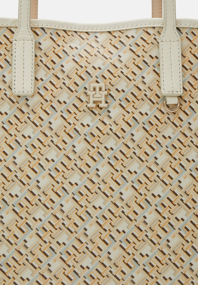 Tommy Hilfiger MONOPLAY TOTE - Shopping Bag - neutral/weiß 