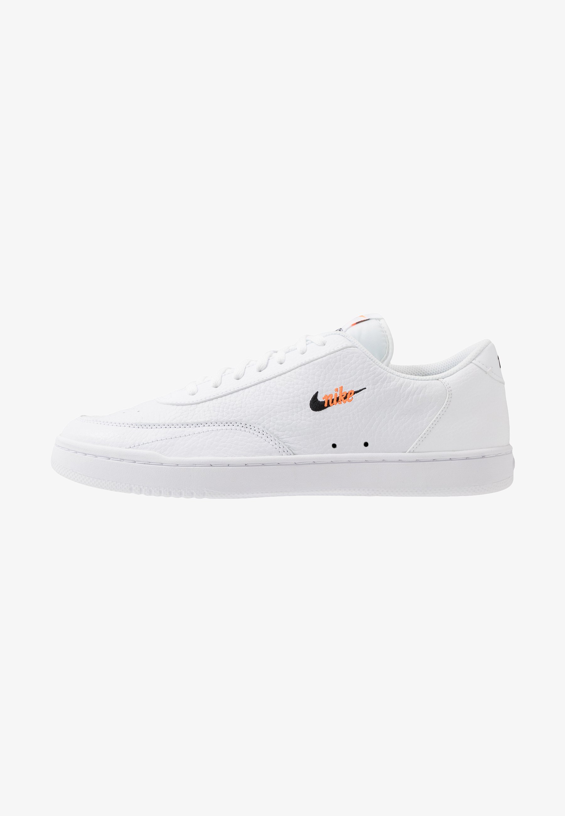 Nike court vintage trainers in white Outlet