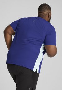 Puma RUN FAVORITE VELOCITY TEE - Camiseta deportiva - lapis lazuli
