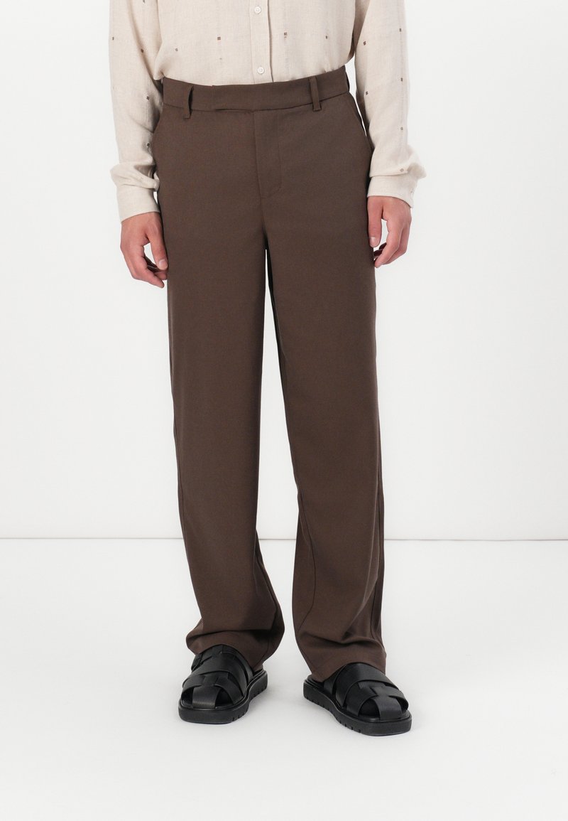 Libertine-Libertine ALERT TAILORED - Pantaloni - chocolate