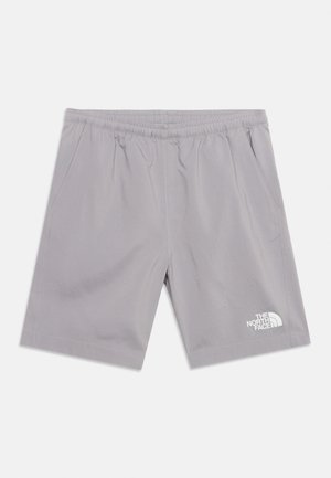 Ανοιχτό γκρι ελαστικό σορτς με πλαϊνές τσέπες και λευκό λογότυπο "The North Face" στο κάτω δεξί πόδι.
