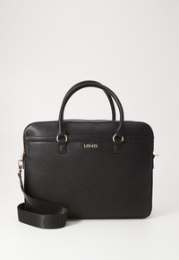 Svart lær laptopveske med doble topphåndtak, justerbar skulderstropp, teksturert finish og metallisk logoakkent.