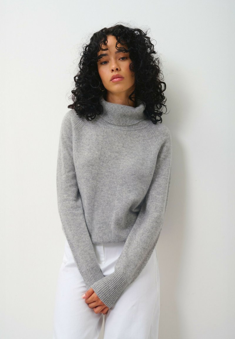 Authentic Cashmere DOLCE TURTLENECK  - Pullover - mottled cloud