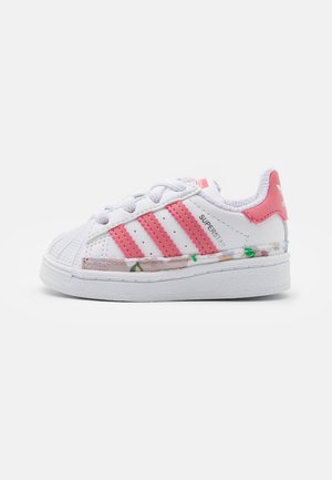 SUPERSTAR UNISEX - Zapatillas - footwear white/hazy rose