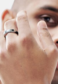 LUCLEON Ring - steel