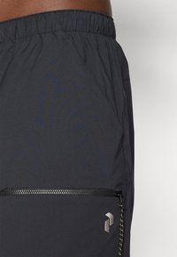 Thumbnail Image 6