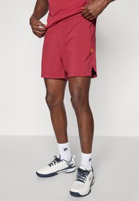 Fila SHORTS ZAYN - Sports shorts - tibetan red