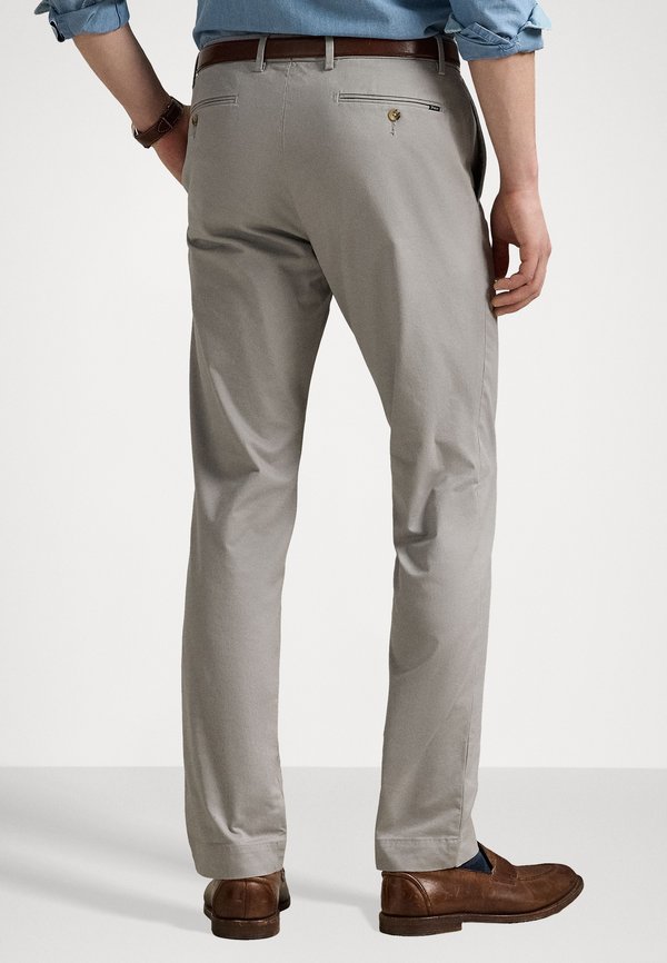 FLAT PANT - Trousers2