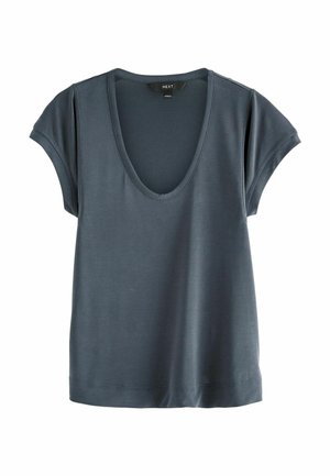 Pilka trumpa rankovėmis marškinėliai su giliais V formos iškirpimu, pagaminti iš minkštos medžiagos su lygia tekstūra ir laisvu pritaikymu, su minimaliais detalizavimais.